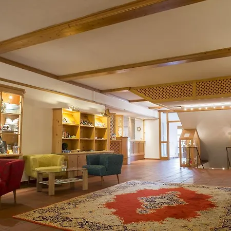 Gutshof Wolfgangsee Resort&event 4*