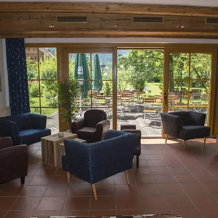 Gutshof Wolfgangsee Resort&event Hotel