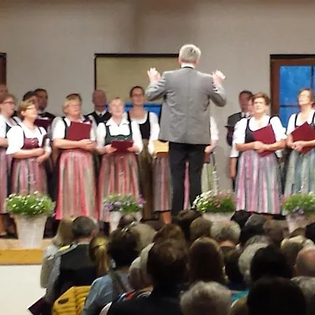 Gutshof Wolfgangsee Resort&event Strobl