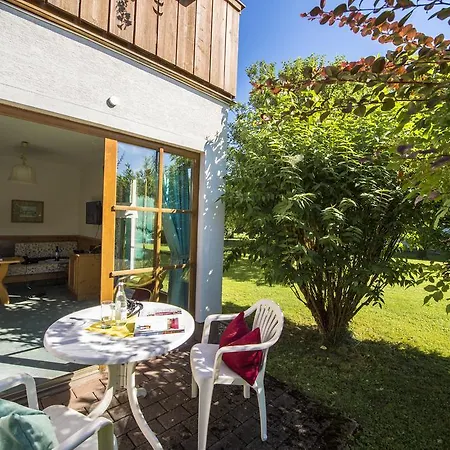 Hotel Gutshof Wolfgangsee Resort&event