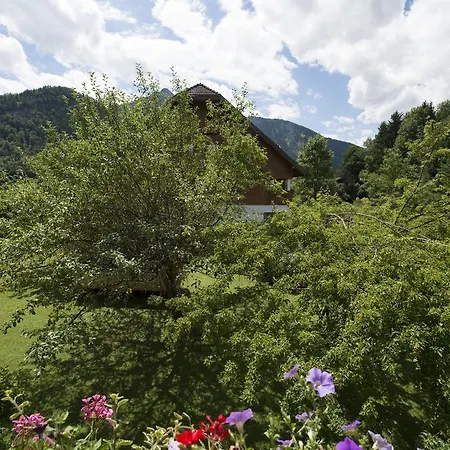 Hotel Gutshof Wolfgangsee Resort&event 4*