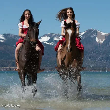 Gutshof Wolfgangsee Resort&event Strobl