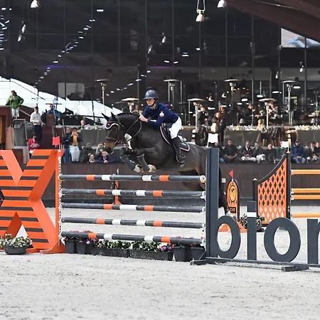 Gutshof Wolfgangsee & Event 4*