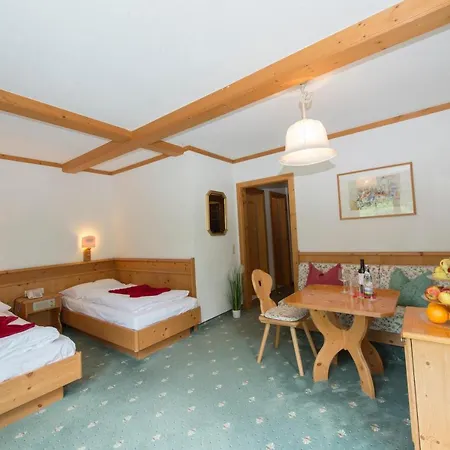 Gutshof Wolfgangsee Resort&event Strobl